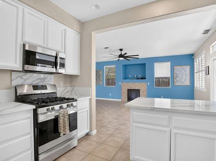 5455 Birk Way, Sacramento, CA 95835 Photo