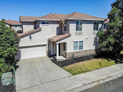 5455 Birk Way, Sacramento, CA 95835 Photo