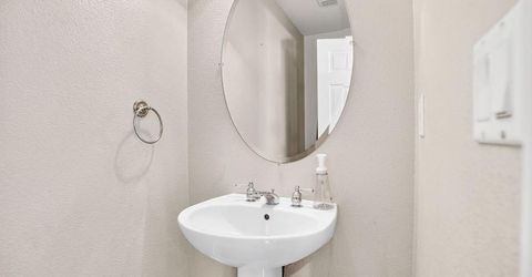 5455 Birk Way, Sacramento, CA 95835 Photo