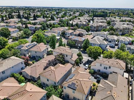 5455 Birk Way, Sacramento, CA 95835 Photo