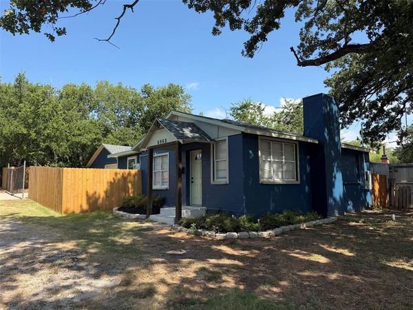 6968 Camp Street , Azle, TX 76020