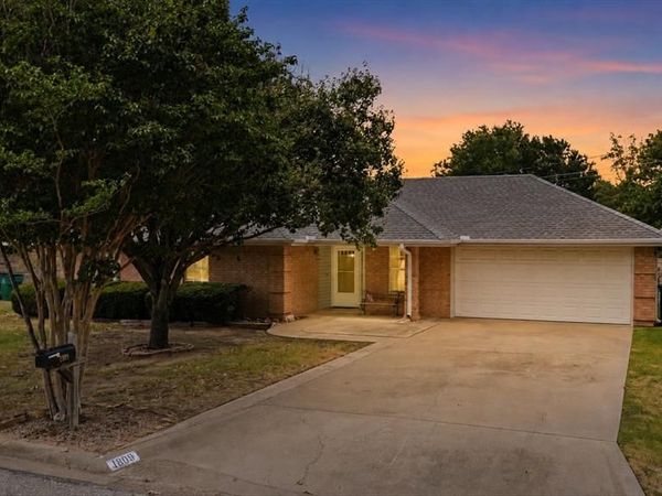 1809 Sprucewood Avenue, Stephenville, TX 76401
