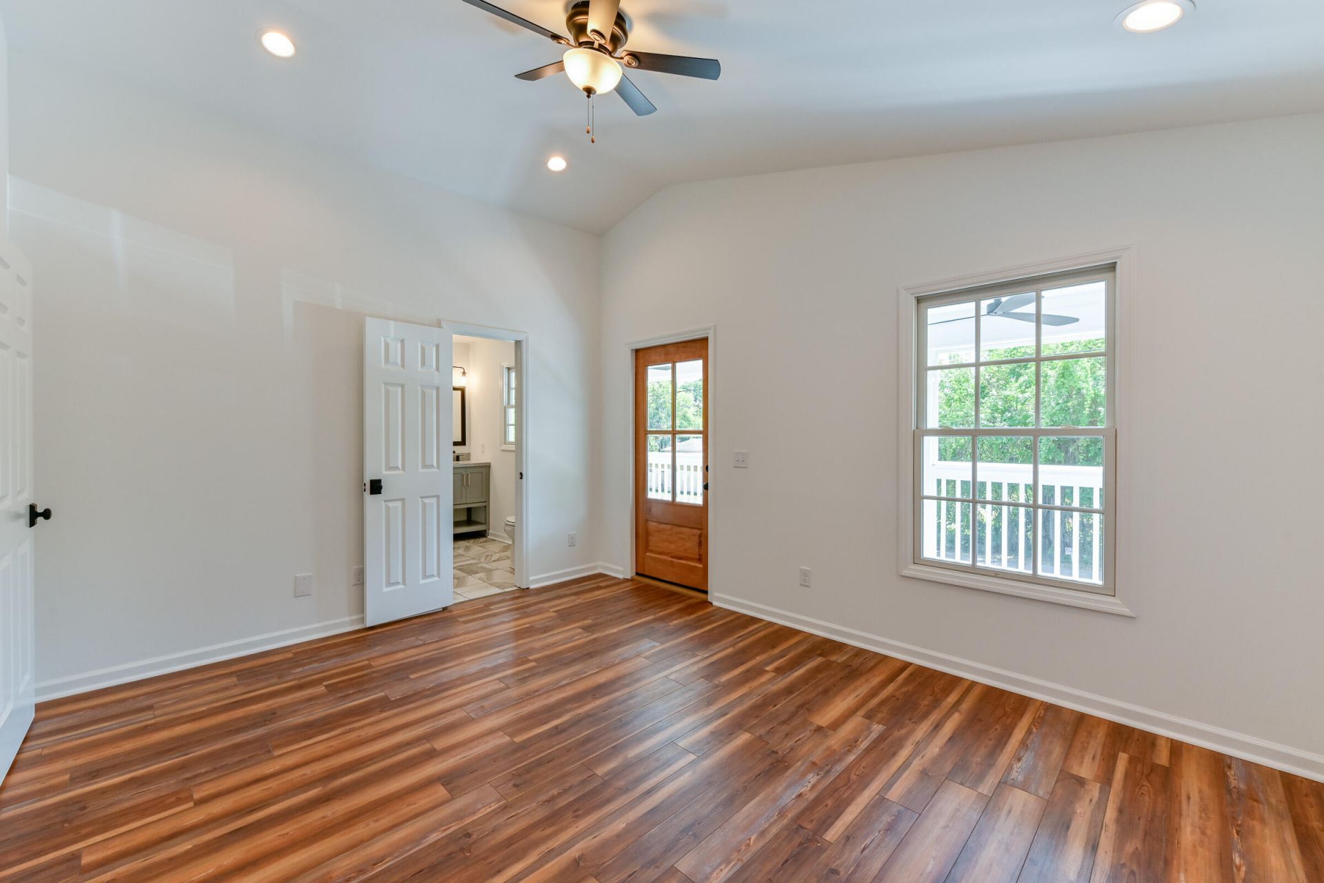 1203 Washington Street Photo 16