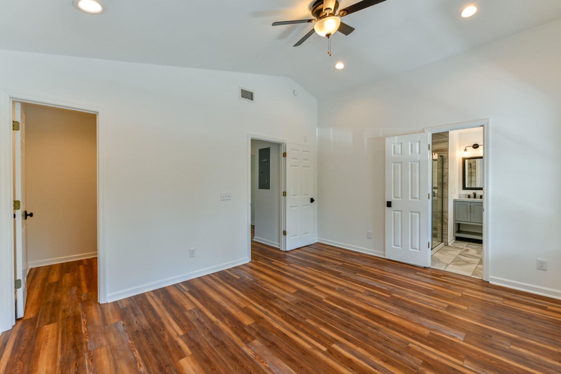 1203 Washington Street Photo 20