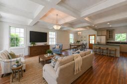 1203 Washington Street photo 4