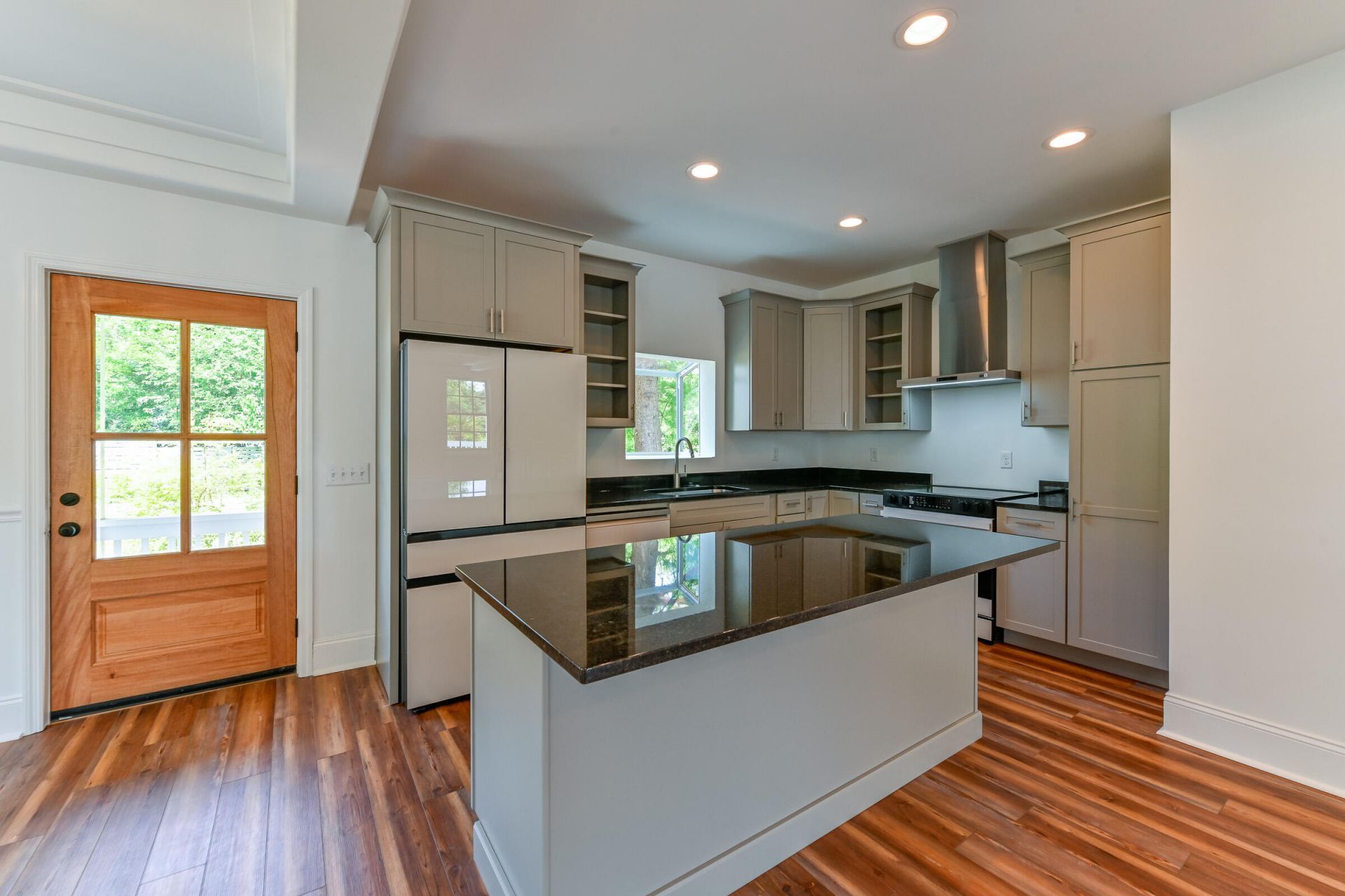 1203 Washington Street Photo 7