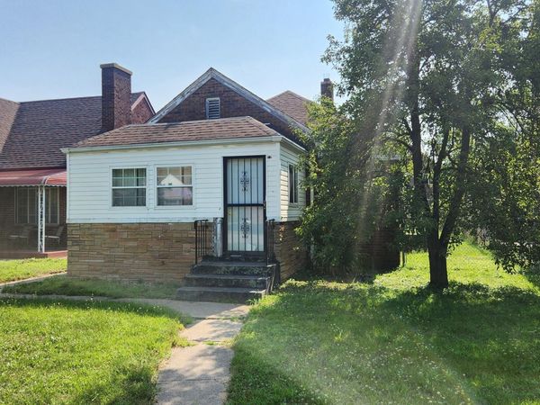 569 W Taft Street, Gary, IN 46404