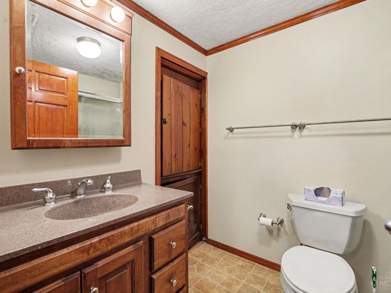 4632 Glenway Ave, Cincinnati, OH 45238 Photo 17
