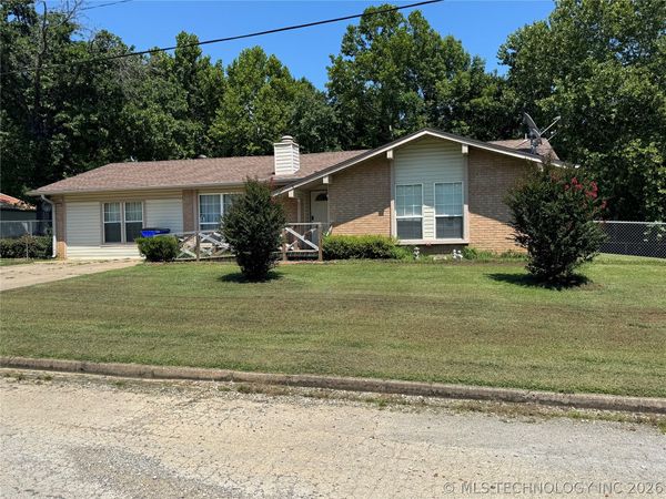14201 S 261st East Avenue , Coweta, OK 74429