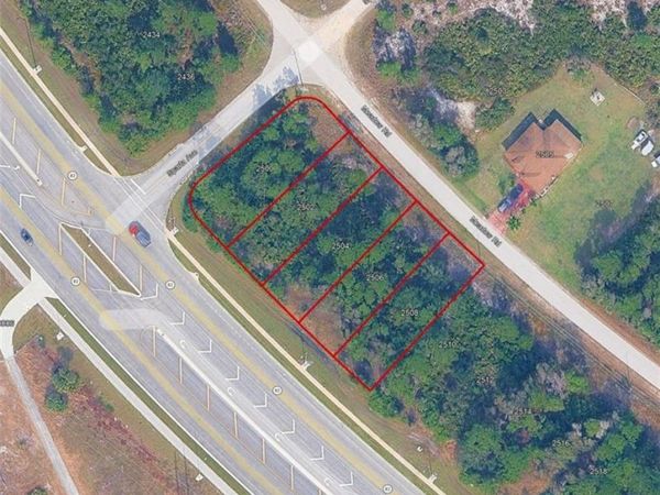 2500 Meadow RD , LEHIGH ACRES, FL 33974