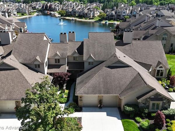 18048 Blue Heron Drive W, Northville Twp, MI 48168