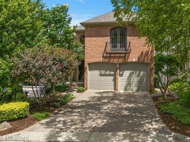 5348 Sunnycrest Drive, West Bloomfield Twp, MI 48323