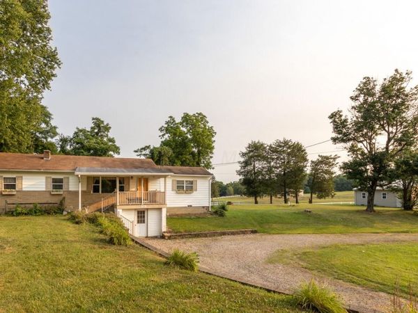 5781 Cincinnati Zanesville Road NE, Lancaster, OH 43130