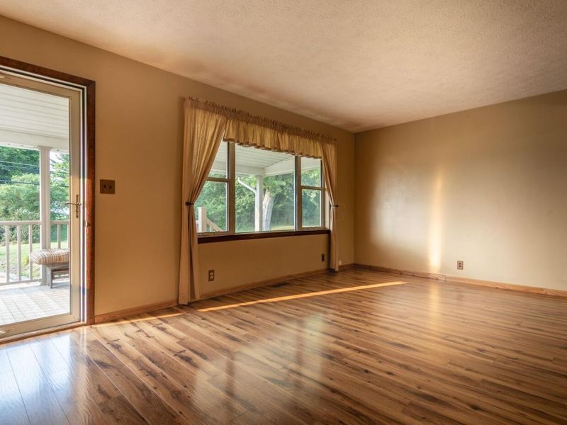 5781 Cincinnati Zanesville Road NE, Lancaster, OH 43130 Photo 14