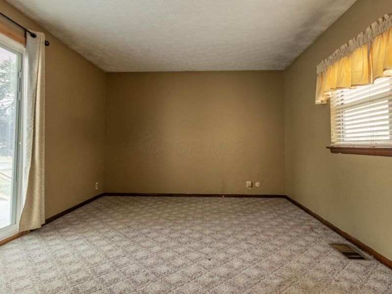 5781 Cincinnati Zanesville Road NE, Lancaster, OH 43130 Photo 15