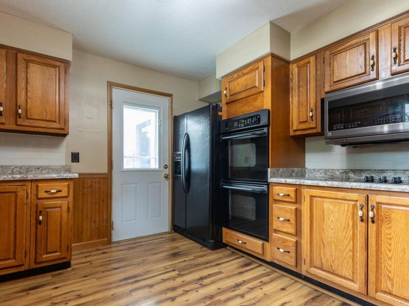 5781 Cincinnati Zanesville Road NE, Lancaster, OH 43130 Photo 23