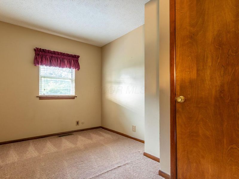5781 Cincinnati Zanesville Road NE, Lancaster, OH 43130 Photo 24