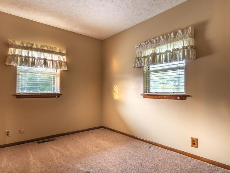 5781 Cincinnati Zanesville Road NE, Lancaster, OH 43130 Photo 29