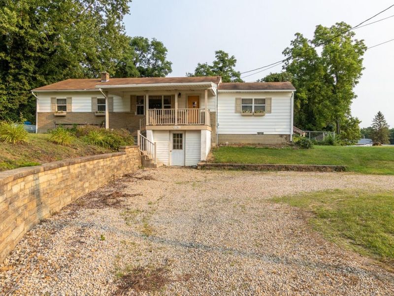 5781 Cincinnati Zanesville Road NE, Lancaster, OH 43130 Photo 3