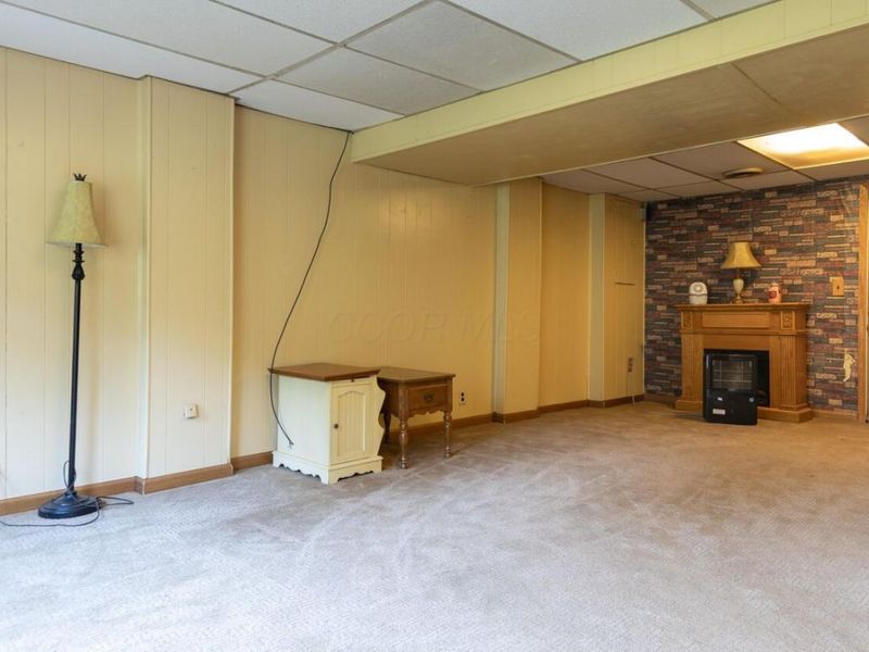 5781 Cincinnati Zanesville Road NE, Lancaster, OH 43130 Photo 37