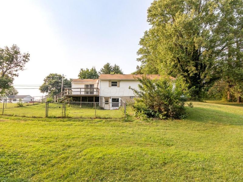 5781 Cincinnati Zanesville Road NE, Lancaster, OH 43130 Photo 8