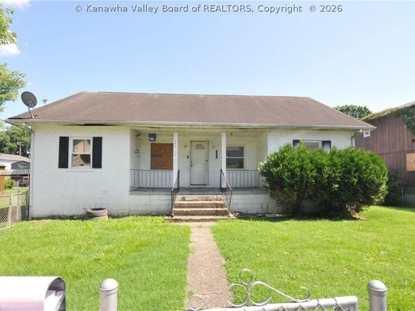 308 95th Street, Marmet, WV 25315