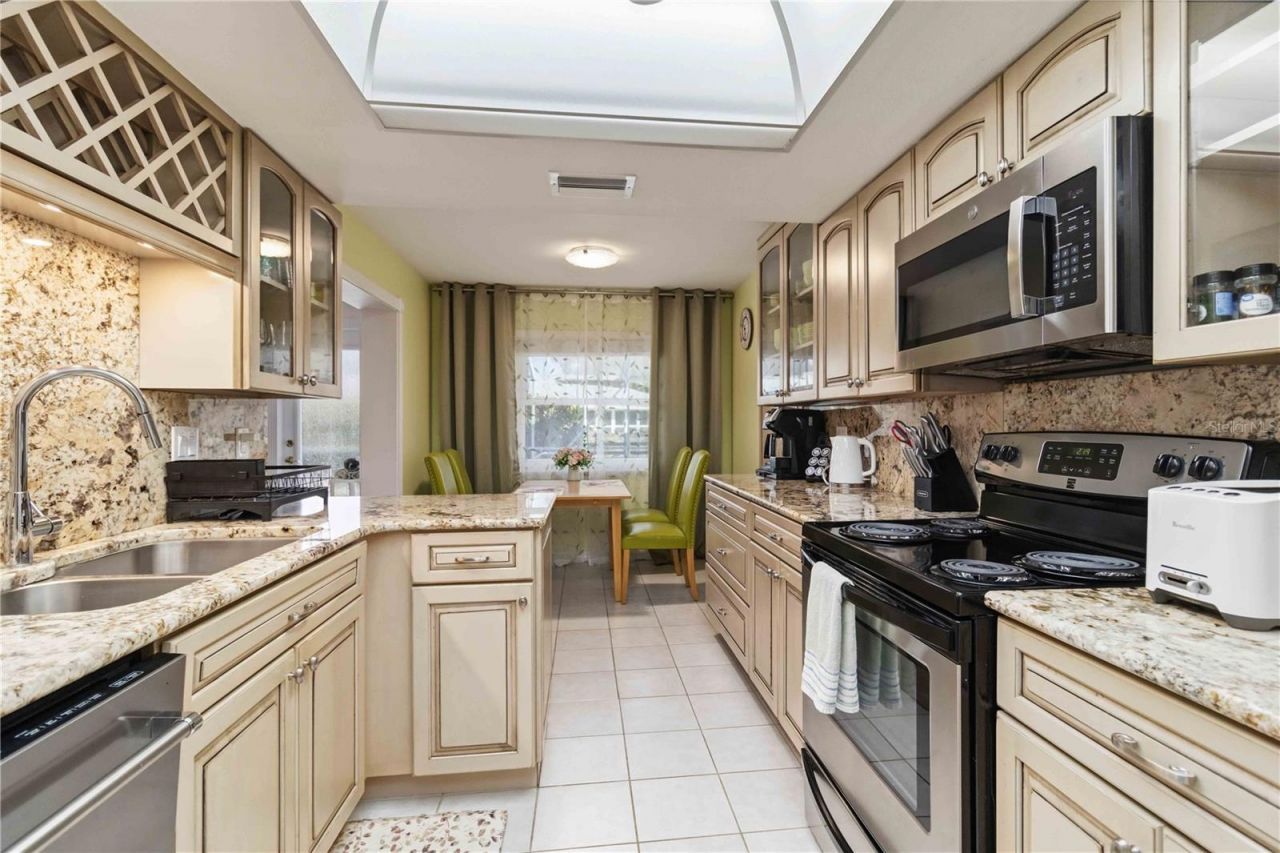 3136 Bispham Road, Sarasota, FL 34231 Photo