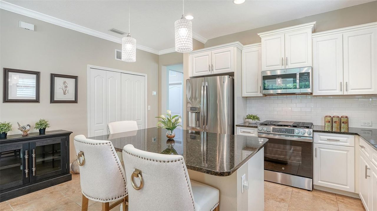 4956 Maymont Park Circle, Bradenton, FL 34203 Photo