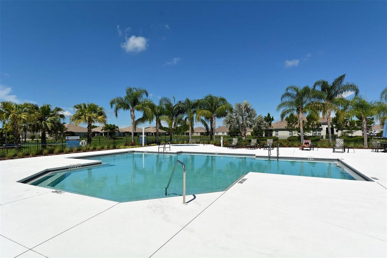 4956 Maymont Park Circle, Bradenton, FL 34203 Photo