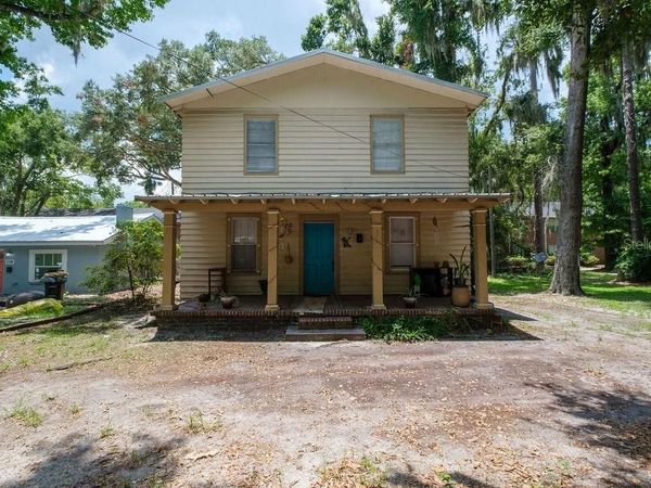 120 NW 9TH STREET , GAINESVILLE, FL 32601