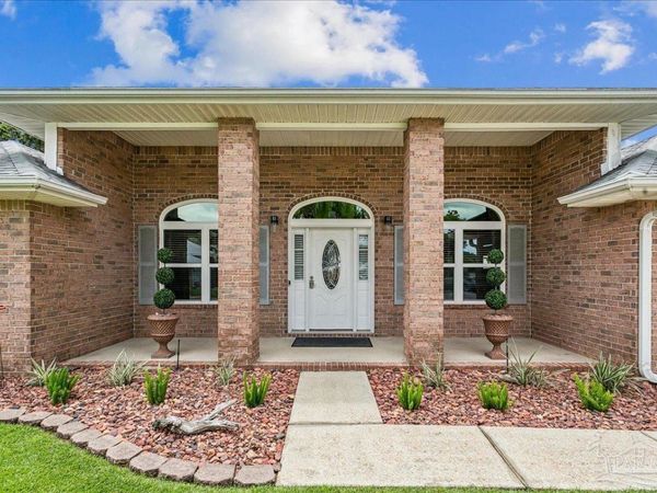 2074 Claudine St, Cantonment, FL 32533