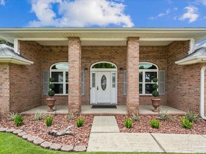 2074 Claudine St Cantonment, FL 32533