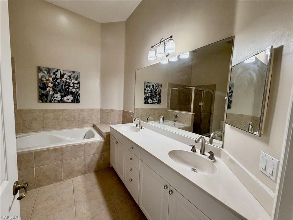 3020 Meandering Way , Unit 201, Fort Myers, FL 33905 Photo