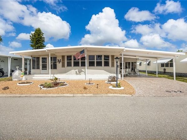 532 Palmer BLVD, NORTH FORT MYERS, FL 33903