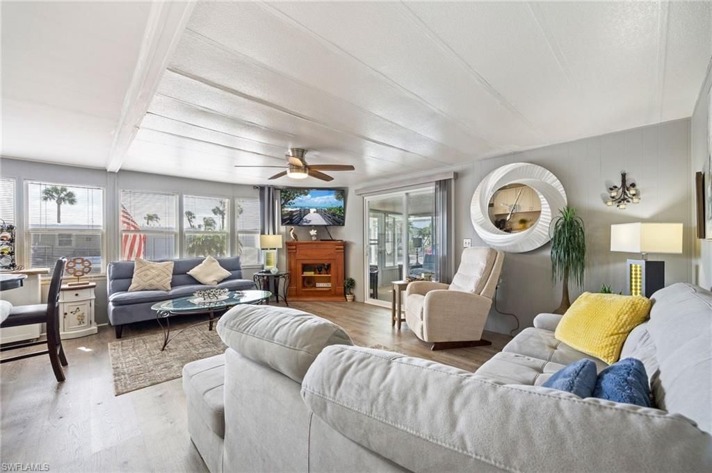 532 Palmer Blvd, North Fort Myers, FL 33903 Photo