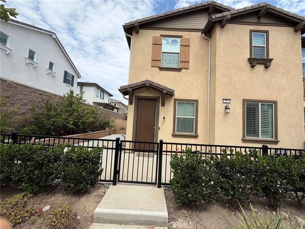 16502 Casa Grande Avenue, Unit 207, Fontana, CA 92336