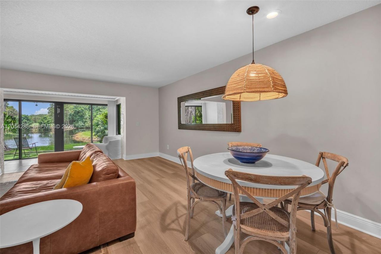 21698 Cypress Rd, Unit 44D, Boca Raton, FL 33433 Photo