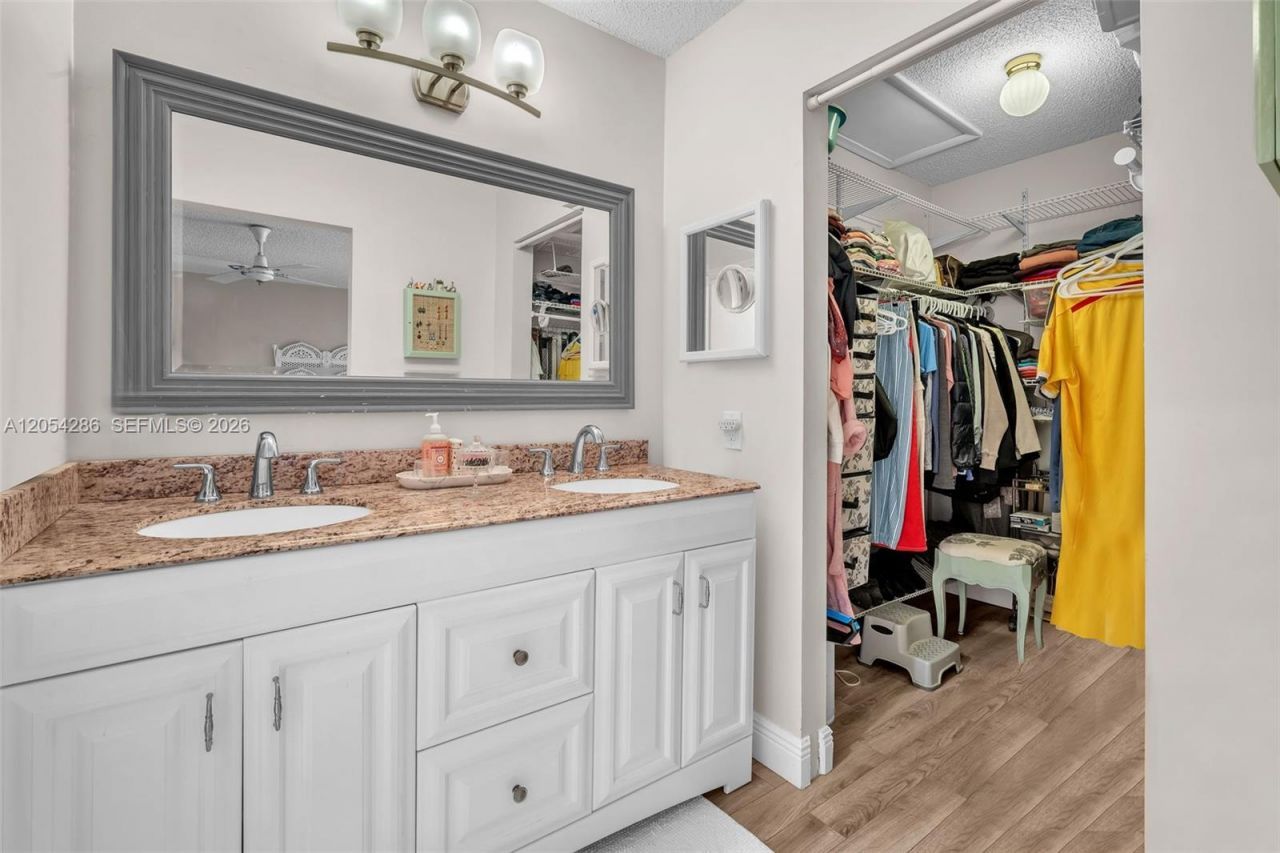 21698 Cypress Rd, Unit 44D, Boca Raton, FL 33433 Photo