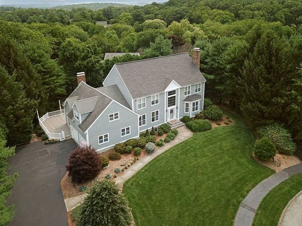 9 Fieldstone Dr, Shrewsbury, MA 01545