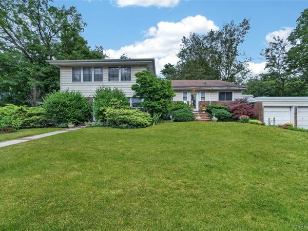 445 Nassau Boulevard , West Hempstead, NY 11552