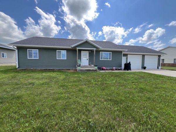 606 N Van Gordon Avenue, Graettinger, IA 51342