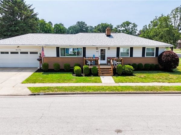 3130 Charles Street , Cuyahoga Falls, OH 44221
