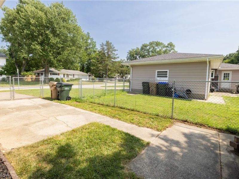 3130 Charles Street, Cuyahoga Falls, OH 44221 Photo 44