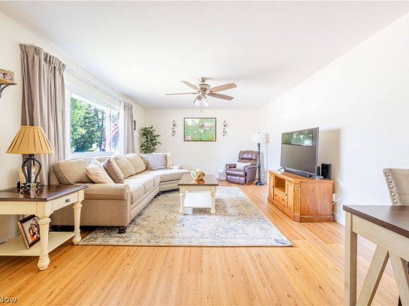 3130 Charles Street, Cuyahoga Falls, OH 44221 Photo 5