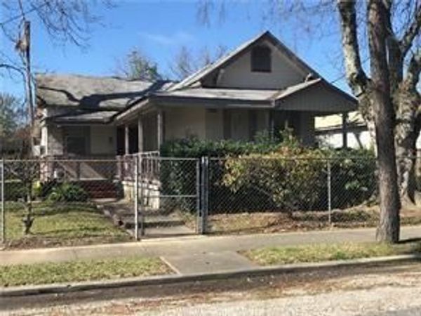 4052 ST FERDINAND Street, New Orleans, LA 70126