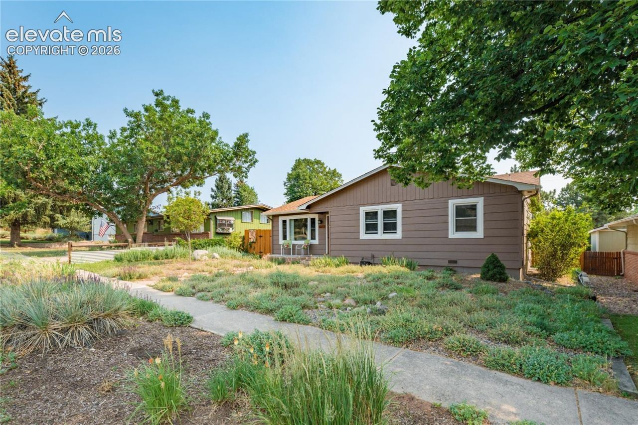 1031 Valley Road, Colorado Springs, CO 80904 Main Photo