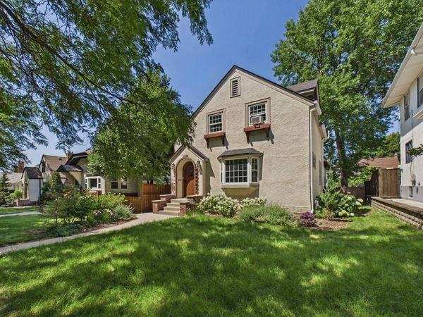 2019 Palace Avenue, Saint Paul, MN 55105