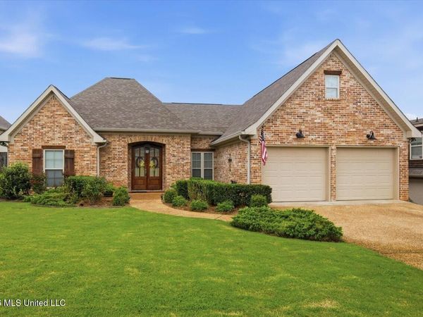 221 Hidden Hills Parkway, Brandon, MS 39047