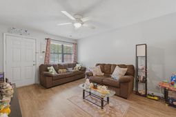 7914 Ebony Court photo 4