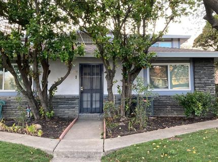 805 Carro Dr, Sacramento, CA 95825 Photo